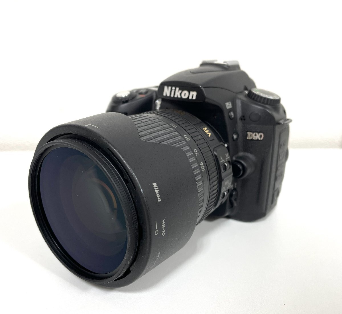 【506_44232】デジタル一眼レフカメラ Nikon ニコン D90 約1,230万画素 本体のみ 通電確認済み 細かな動作未確認 ジャンク 60サイズ