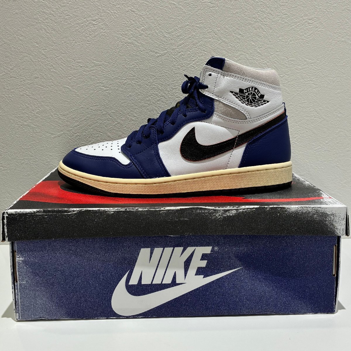 【248_59083】Nike Air Jordan 1 High OG エアジョーダン ディープロイヤルブルー DZ5485-100 28cm 箱に擦過痕、へこみ等あり