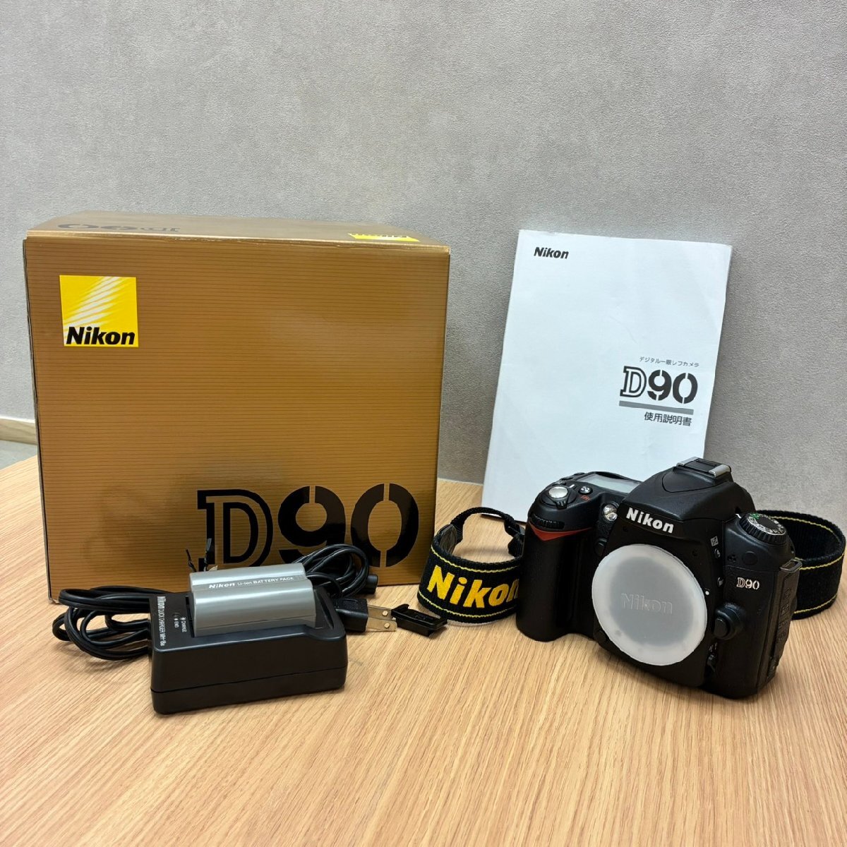 【571_81855】1円スタート Nikon ニコン フィルム一眼レフカメラボディ D90 セット 付属品画像参照 通電動作未確認 ジャンク扱い 100