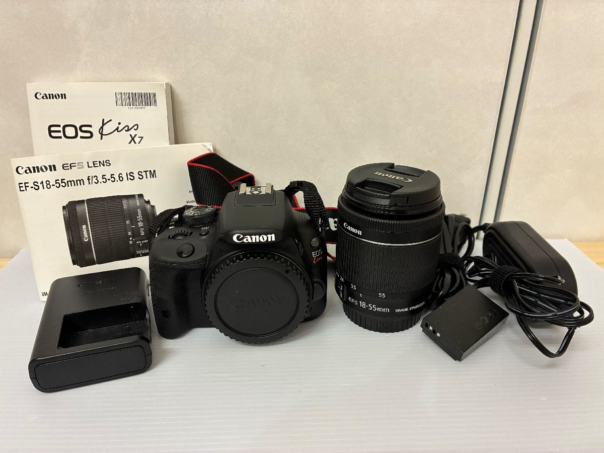 【597_14690】1円～ Canon キヤノン EOS Kiss X7 デジタル一眼レフ カメラ レンズ付き CANON ZOOM LENS 18-55mm その他付属品 通電確認品