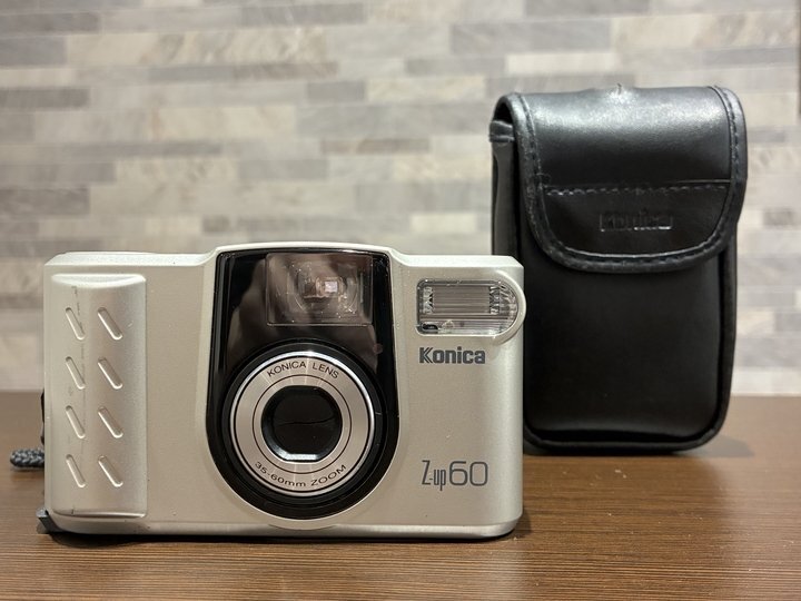 【333_99214】Konica コニカ Z-up 60 コンパクトフィルムカメラ シルバー 動作未確認 60