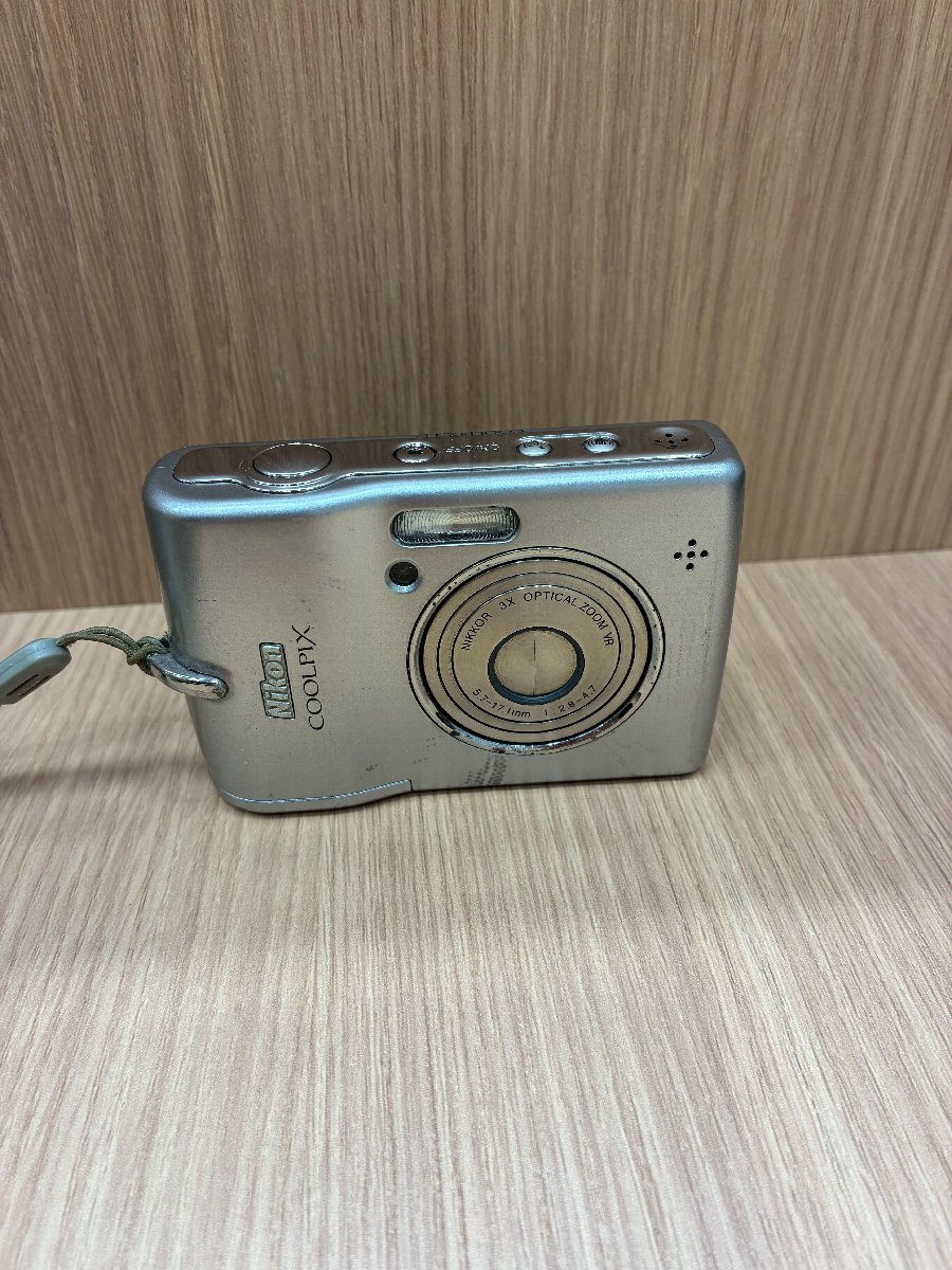 【521_21144】1円～ コンパクト デジタル カメラ NICON ニコン COOLPIX L12 動作未確認 シルバー ジャンク