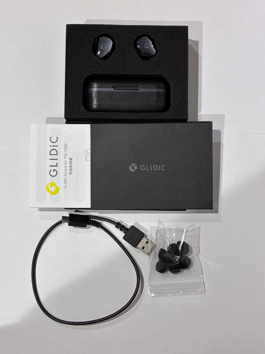 【226_00033】 [完全ワイヤレスイヤホン/GLIDiC/Sound Air TW-7000/SB-WS72-MRTW/BK/アーバンブラック/傷や汚れあり/動作未確認/80]