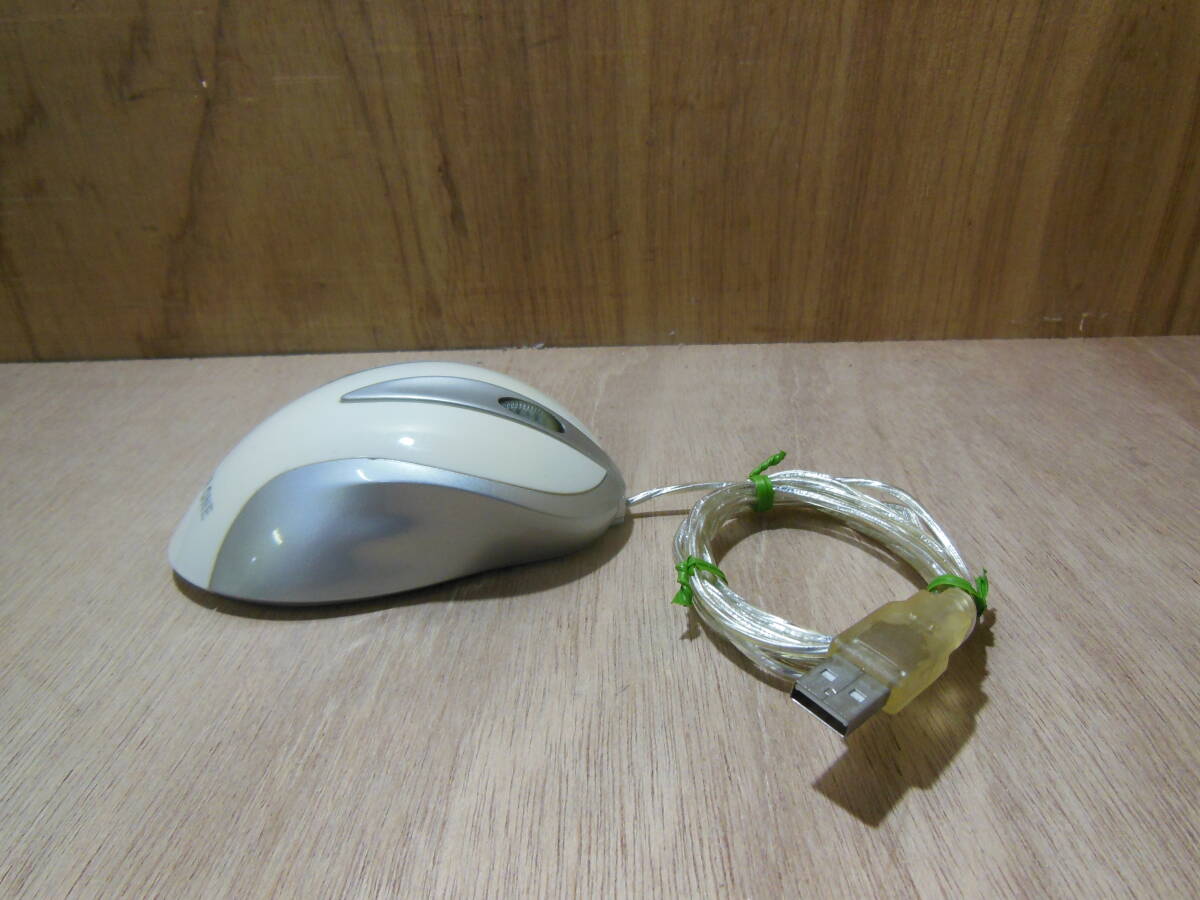 9.- Laser Mouse LASER ONE 800/1600CPi USBマウス
