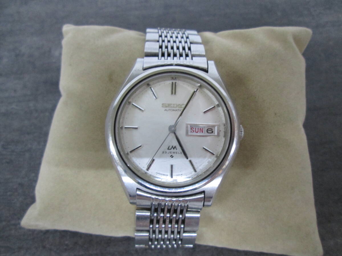 【0617i A3536】 SEIKO セイコー LM ロードマチック 5606-7071 デイデイト メンズ 腕時計 シルバー文字盤 23石 稼働