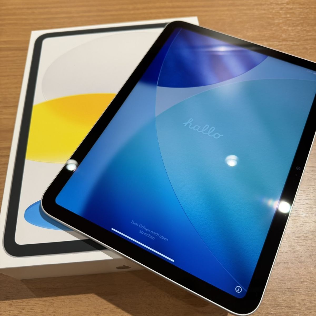 ξ【動作確認済み/充放電回数4回】Apple iPad 11インチ 第11世代 Wi-Fi 128GB シルバー MD3Y4J/A 美品 バッテリー容量100％ S08087762877