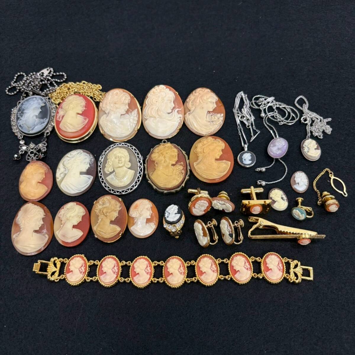 ■ 1円〜【まとめ売り】 カメオ カメオ風 まとめ 総重量約200g カフス ブローチ タイピン イヤリング ネックレス ブレスレット 等 L160291