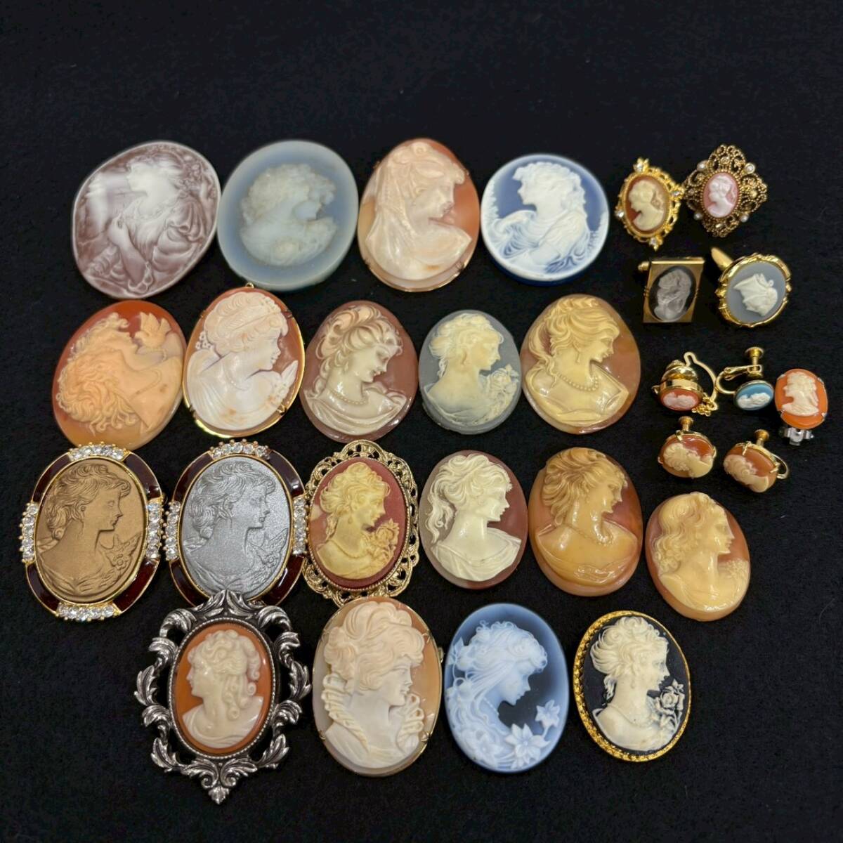 ■ 1円〜【まとめ売り】 カメオ カメオ風 まとめ 総重量約200g ブローチ カフス イヤリング 等 レディース アクセアサリー 装飾 L160289
