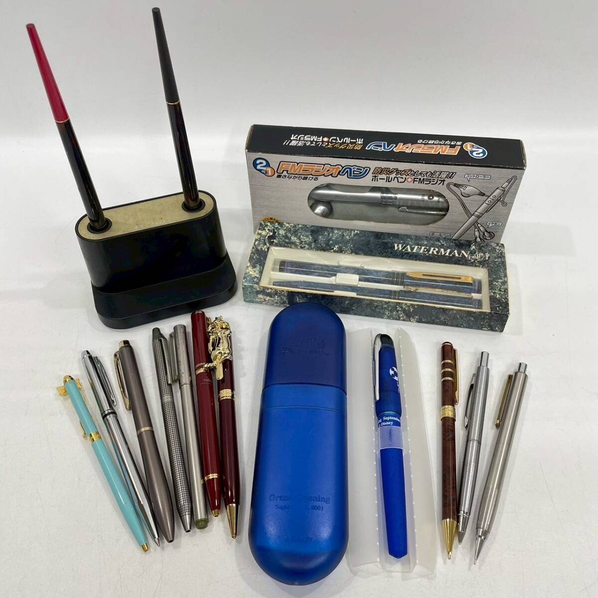 ■ 1円〜【まとめ売り】 万年筆 ボールペン シャープペン まとめ WATERMAN Valentino garavani TIFFANY YSL 等 筆記用具 事務用品 L160303