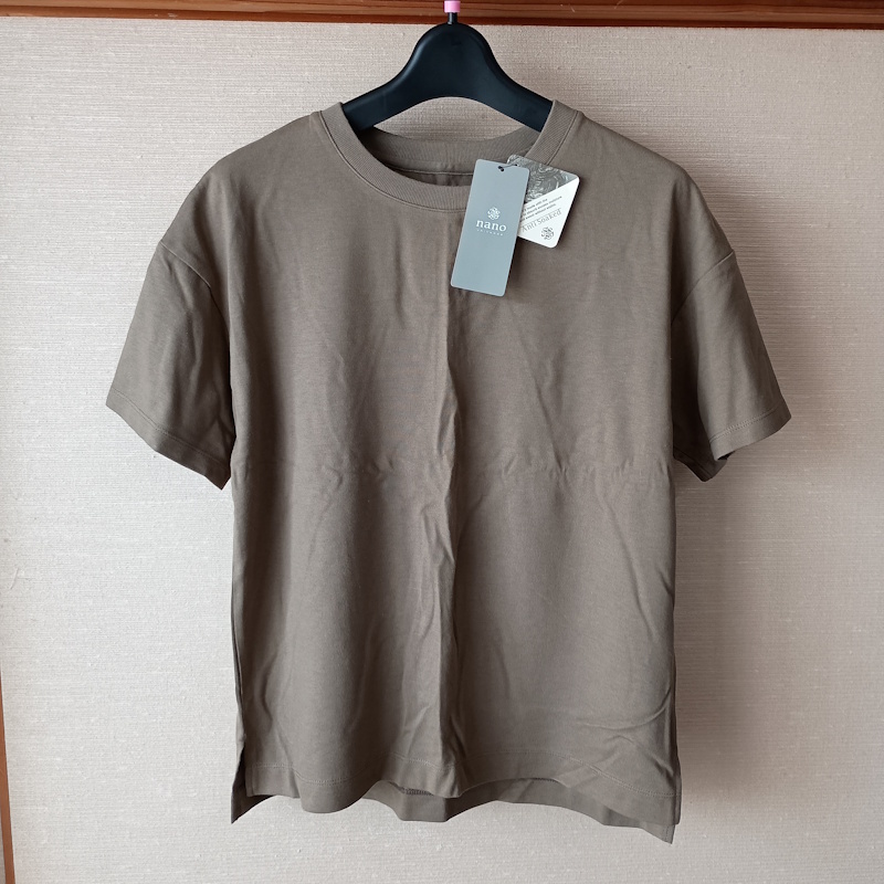 タグ付き ナノ・ユニバース　Anti Soaked クルーネックTシャツ サイズ36 カーキ　Women　NANO universe