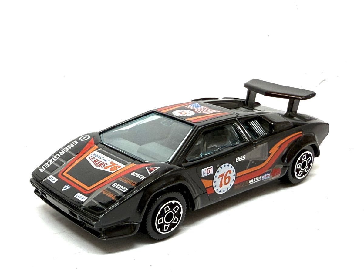 希少　ブラーゴ　1/43 ランボルギーニ　カウンタック　5000 