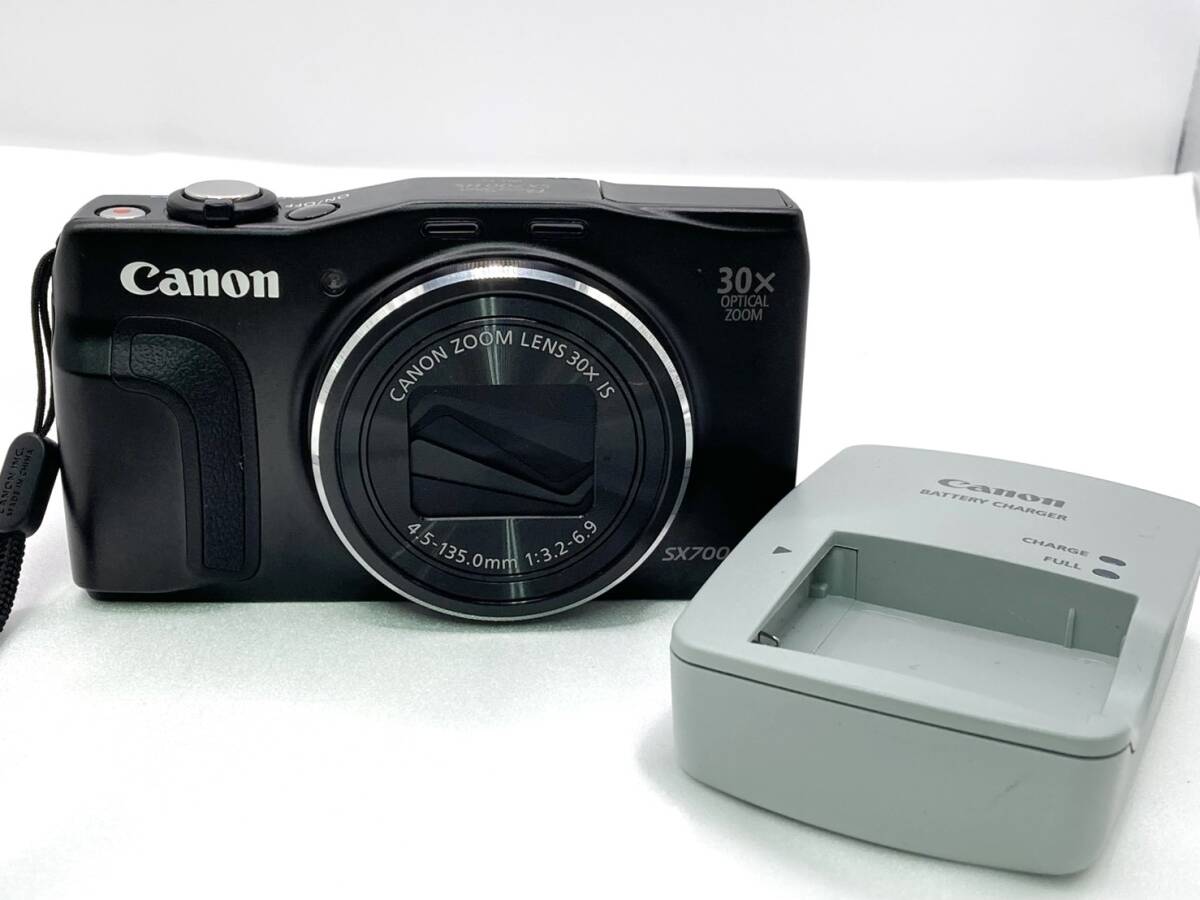 T◇ １円スタート　通電確認済み　CANON　キヤノン　SX700　PC2047　PowerShot　パワーショット　デジカメ　カメラ　ブラック　充電器