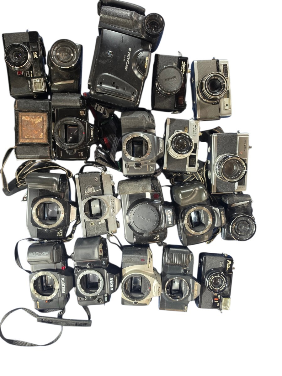20個 まとめ ジャンク カメラ/一眼レフ/デジカメ 現状品 Canon/Nikon/SONY 63 個 大量！まとめセット CASIO OLYMPUS Panasonic 20C MA2