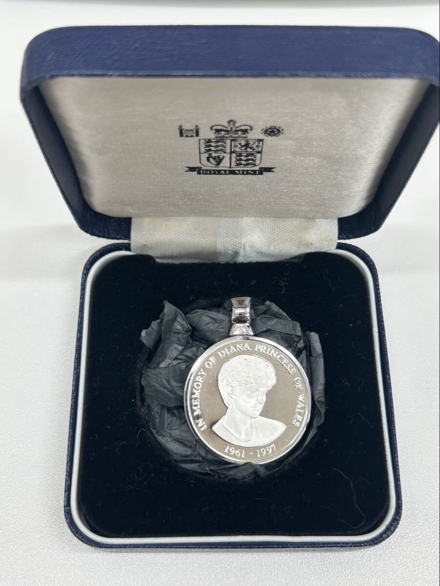 T【5F73】ダイアナ妃 コイン ネックレストップ Silver Proof Memorial Medalion 1961-1997 STERLING(925)シルバー コイン10g 10000枚限定品