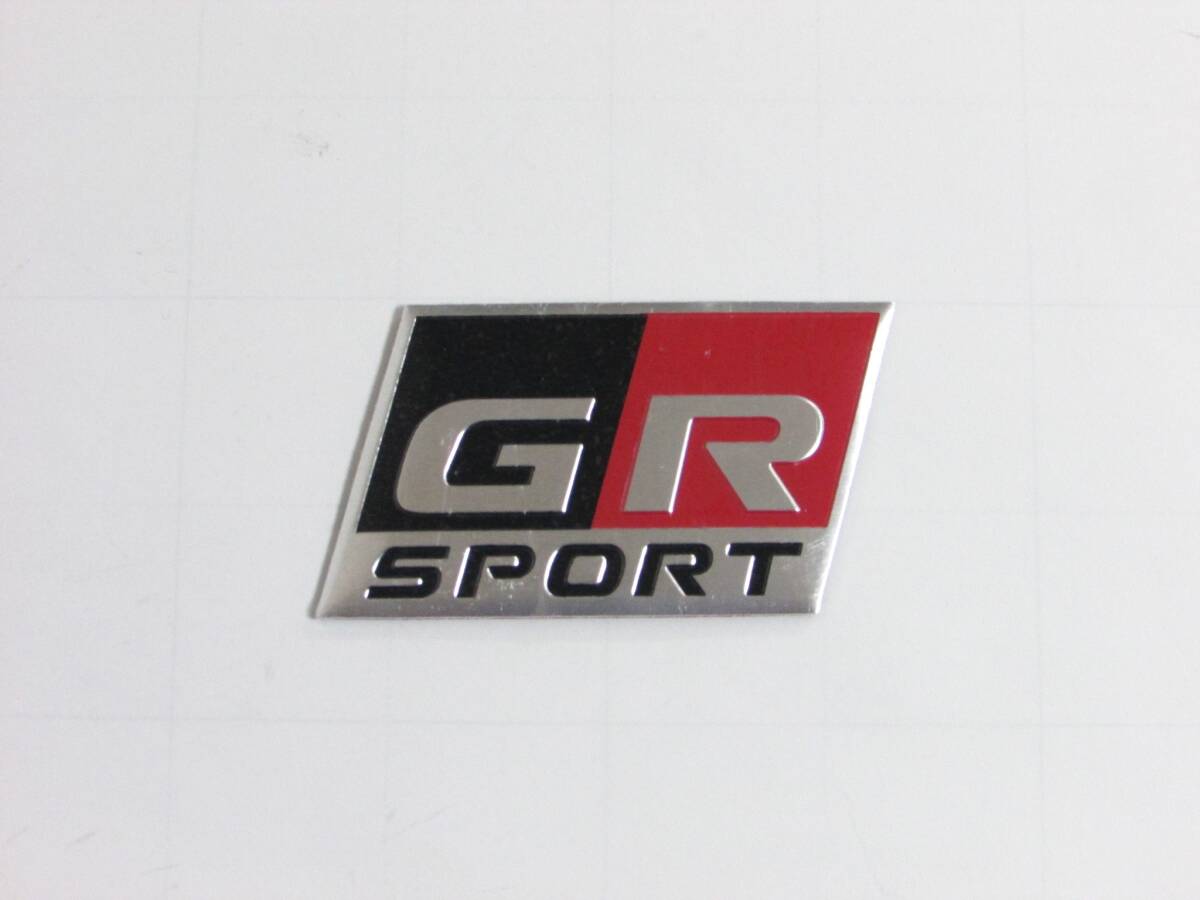 TOYOTA トヨタ GR SPORT ガゾー スポーツ エンブレム 66mm×37mm