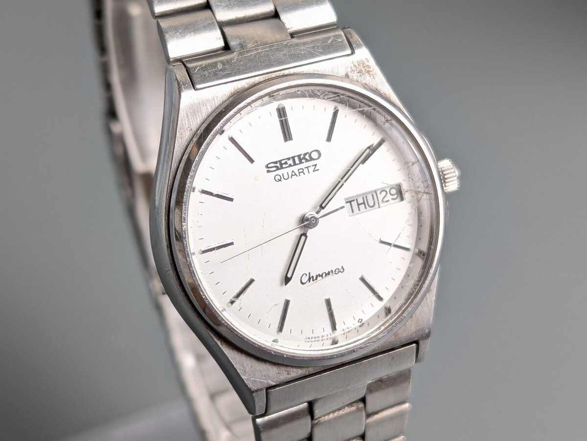 SEIKO セイコー CHRONOS クロノス 8123-6130 シルバー文字盤 デイデイト クォーツ QZ メンズ 腕時計 アンティーク RU-384G/018