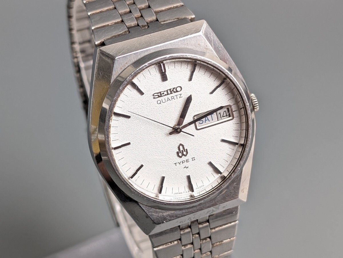 SEIKO セイコーTYPEⅡ タイプⅡ 7123-7010 ラウンド デイデイト クォーツ QZ メンズ 腕時計 アンティーク RU-248G/020