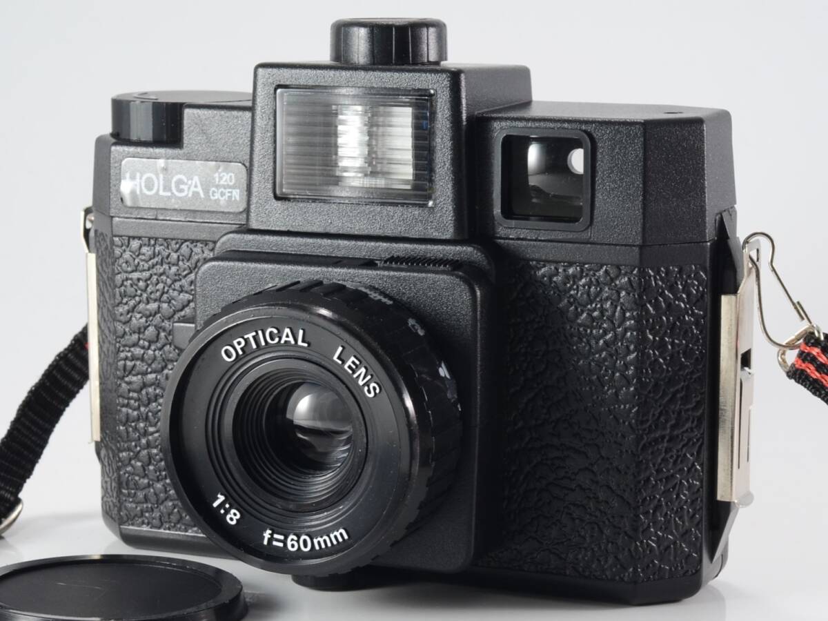 [美品] HOLGA（ホルガ）120 GCFN / 60mm F8 ブローニー120用6×6トイカメラ 説明書付（61319）