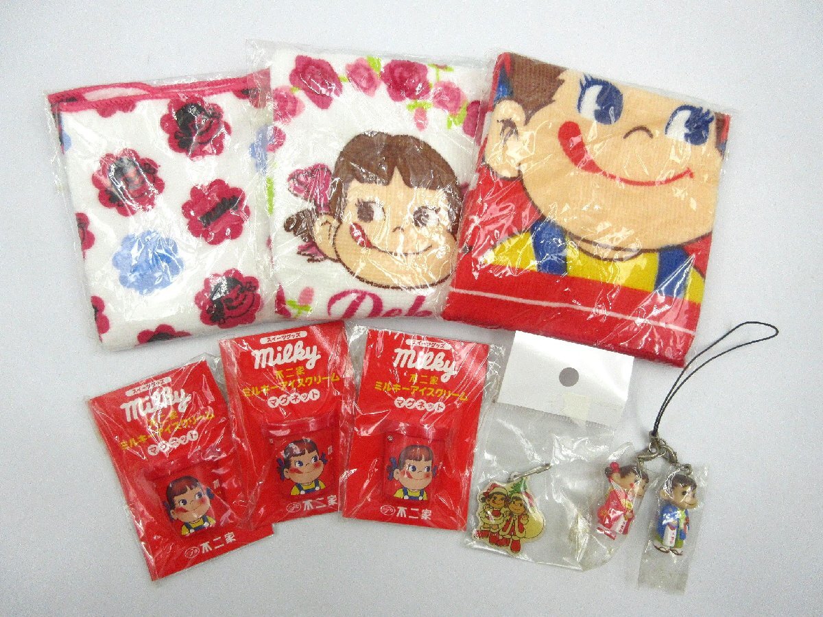 ★◎不二家 FUJIYA ペコちゃん ストラップ ハンカチ マグネット まとめて ノベルティ 当時物 詳細不明 長期個人保管