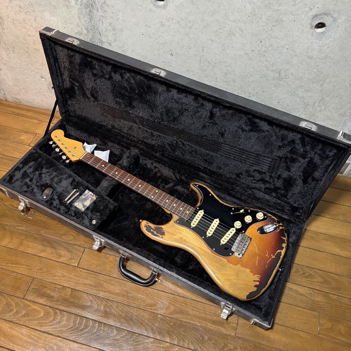 EDWARDS E-SE-120R/LT SRV エドワーズ レリック スティーヴィー・レイヴォーン ストラトタイプ エレクトリックギター ED0529644 激レア