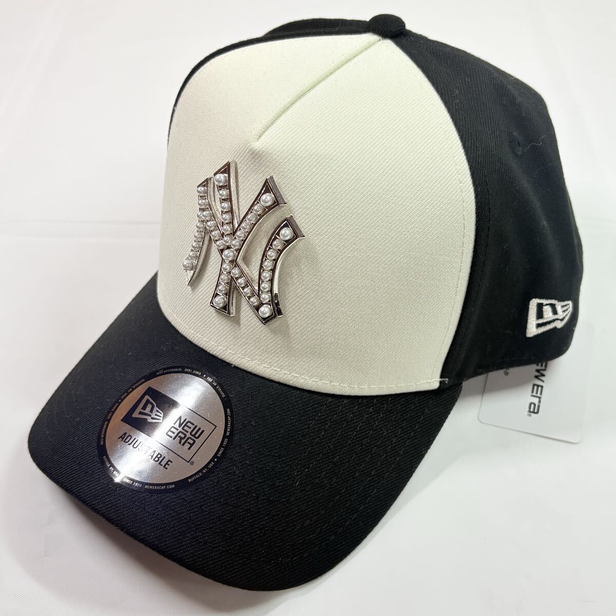 新品　NEW ERA 9FORTY A-Frame MLB パール バッジ Pearl Badge ニューヨークヤンキース ブラック/クロームホワイト 