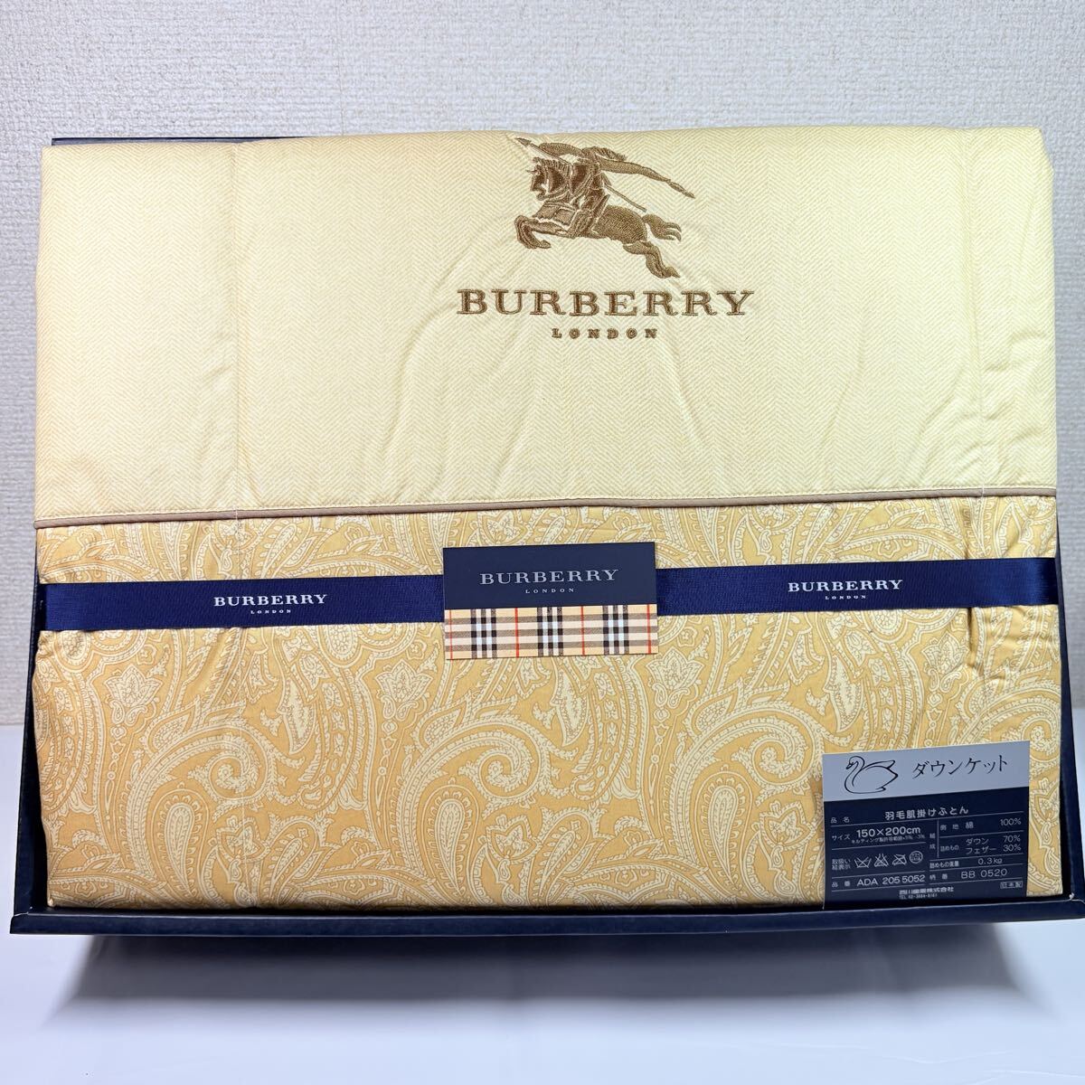 新品　BURBERRY LONDON バーバリーロンドン　羽毛肌掛け布団　ダウンケット　ペイズリー　150×200cm 西川産業　日本製
