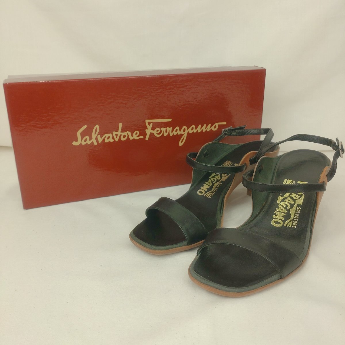 Salvatore Ferragamo　サンダル　READY　サイズ:5.5(約23.0㎝)　ブラック　レザー　ヒール約5㎝　箱あり　サルバトーレフェラガモ