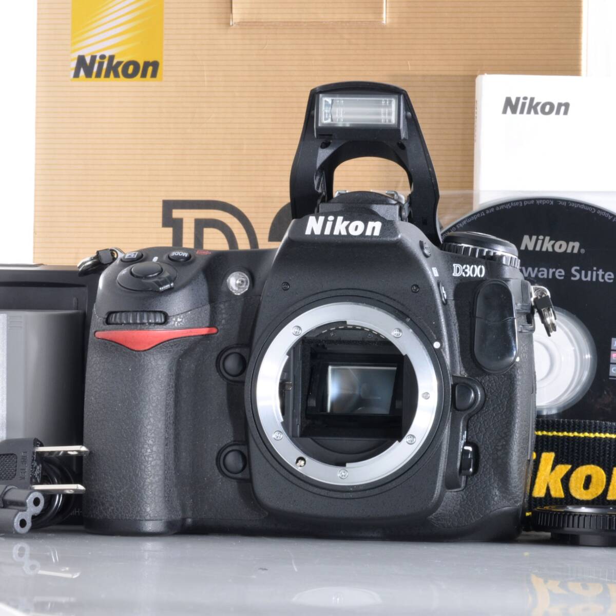 【ニコン】Nikon D300 デジタル一眼レフカメラ +バッテリー +充電器 #T764