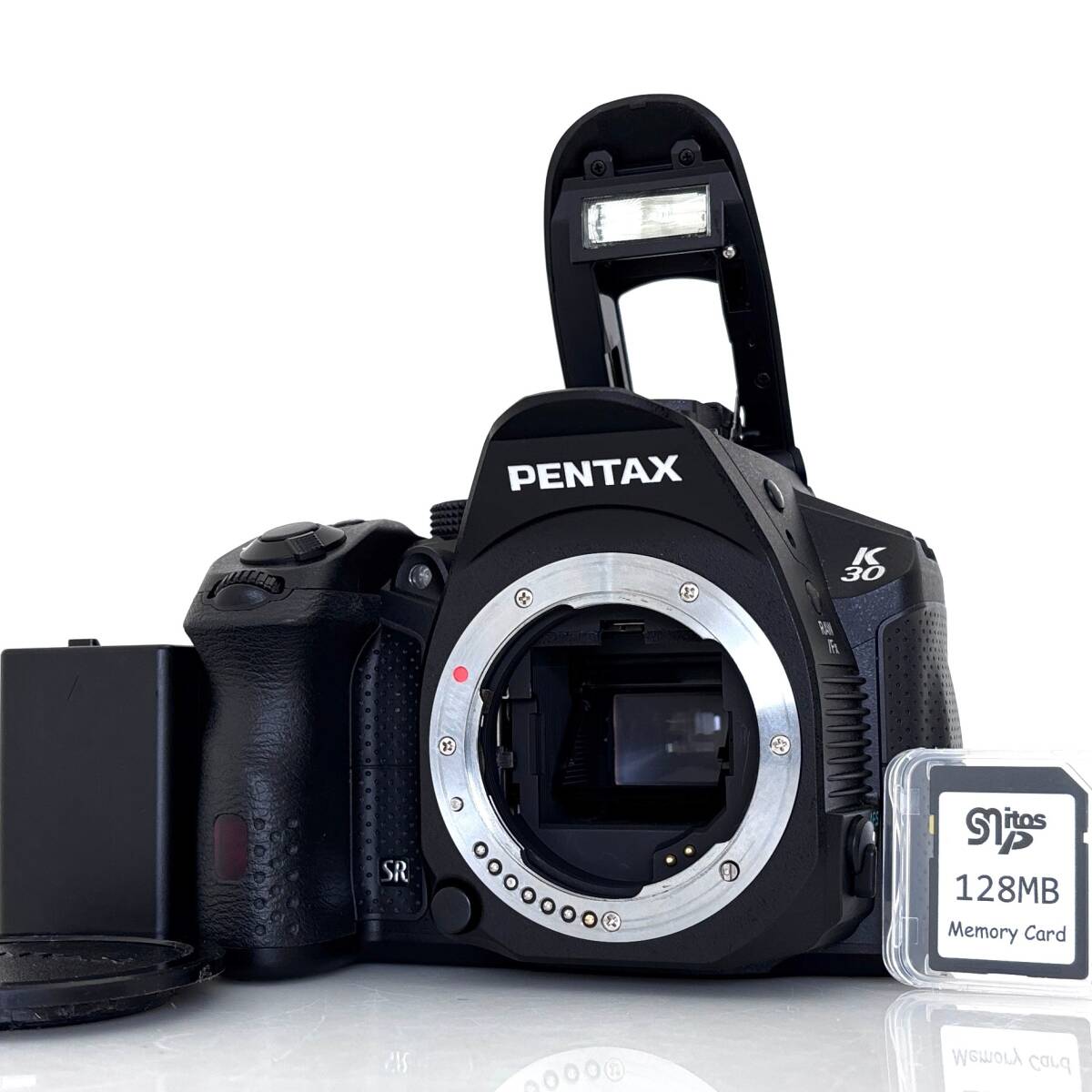 撮影枚数3,981枚【ペンタックス】PENTAX K-30 デジタルカメラ +バッテリー #U054A