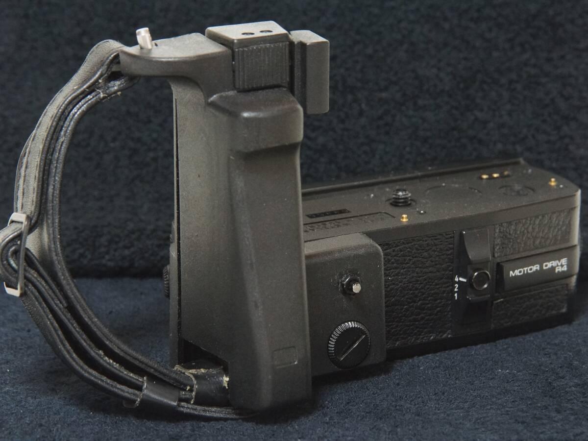 LEICA MOTOR DRIVE R4＋ハンドグリップ（モータードライブR4）【Operation Confirmed・動作確認済】