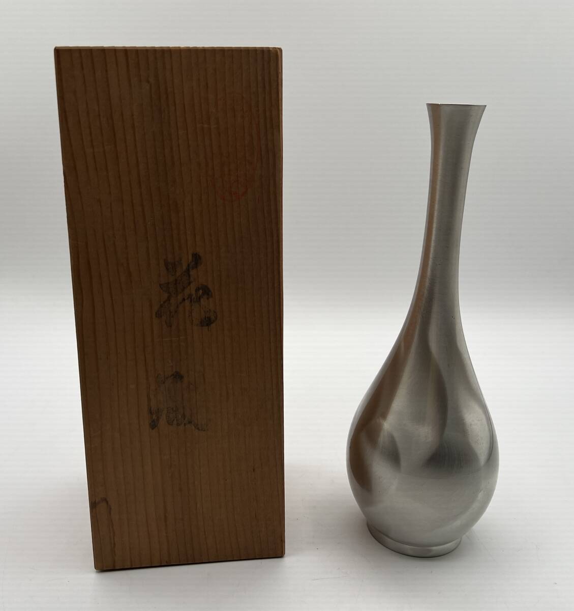 ◇Martion マーシャン◇一輪挿し　鶴首花器　花入れ　花瓶　華道具　金属工芸　コ2014