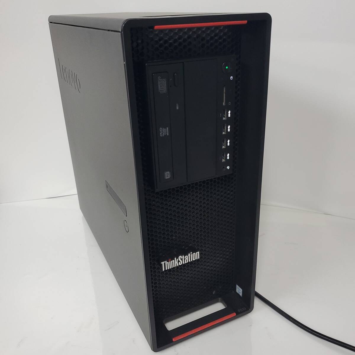 最高級性能 LENOVO P510 Workstation (ThinkStation)・Intel Xeon・メモリ64GB・SSD 2TB・HDD 7TB ・Win11 Pro 在庫2台のみ　#001918(140)