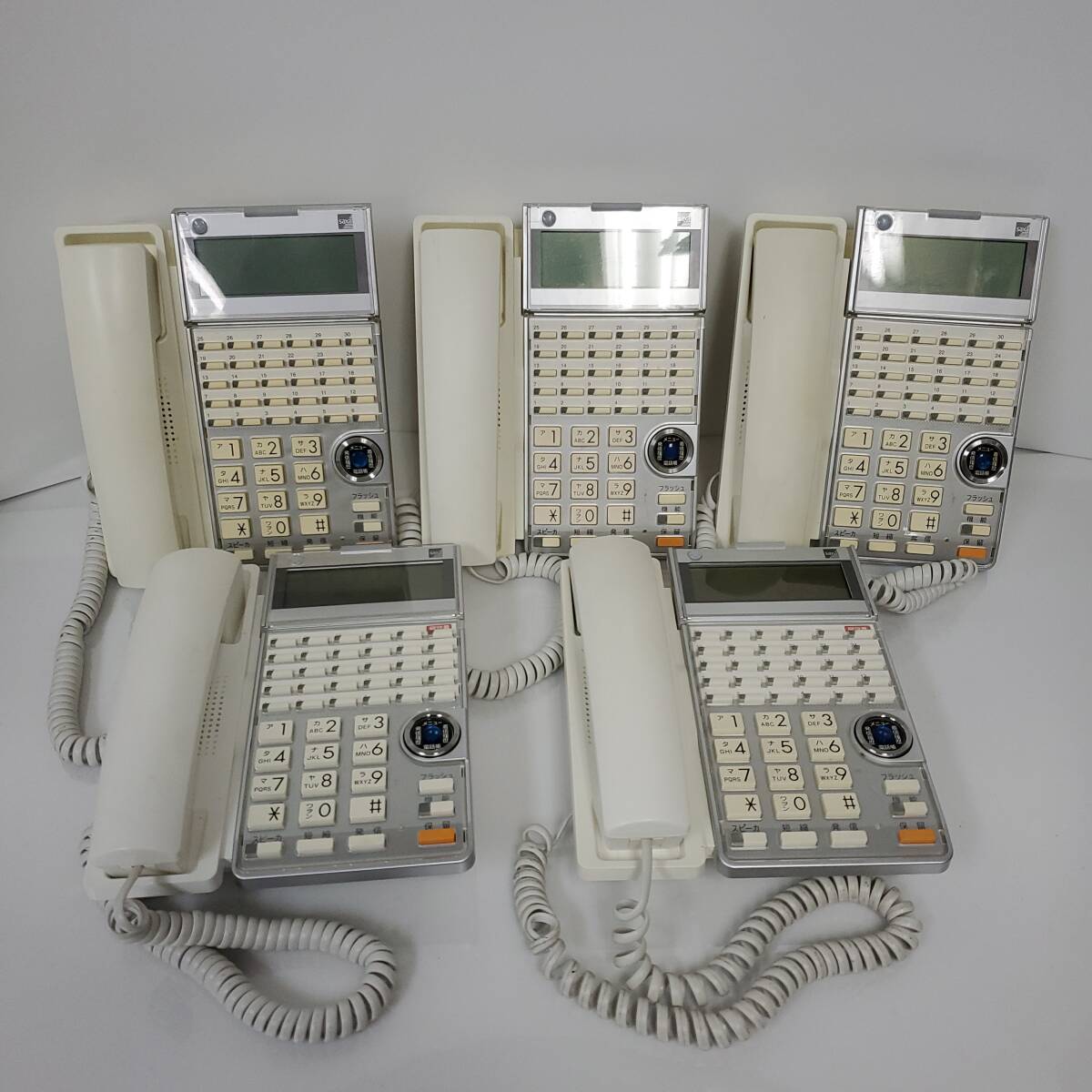 SAXA/サクサ TD625(W) 5個まとめ売り 30ボタン多機能電話機【ビジネスフォン 業務用 電話機 本体】　#001573(100)