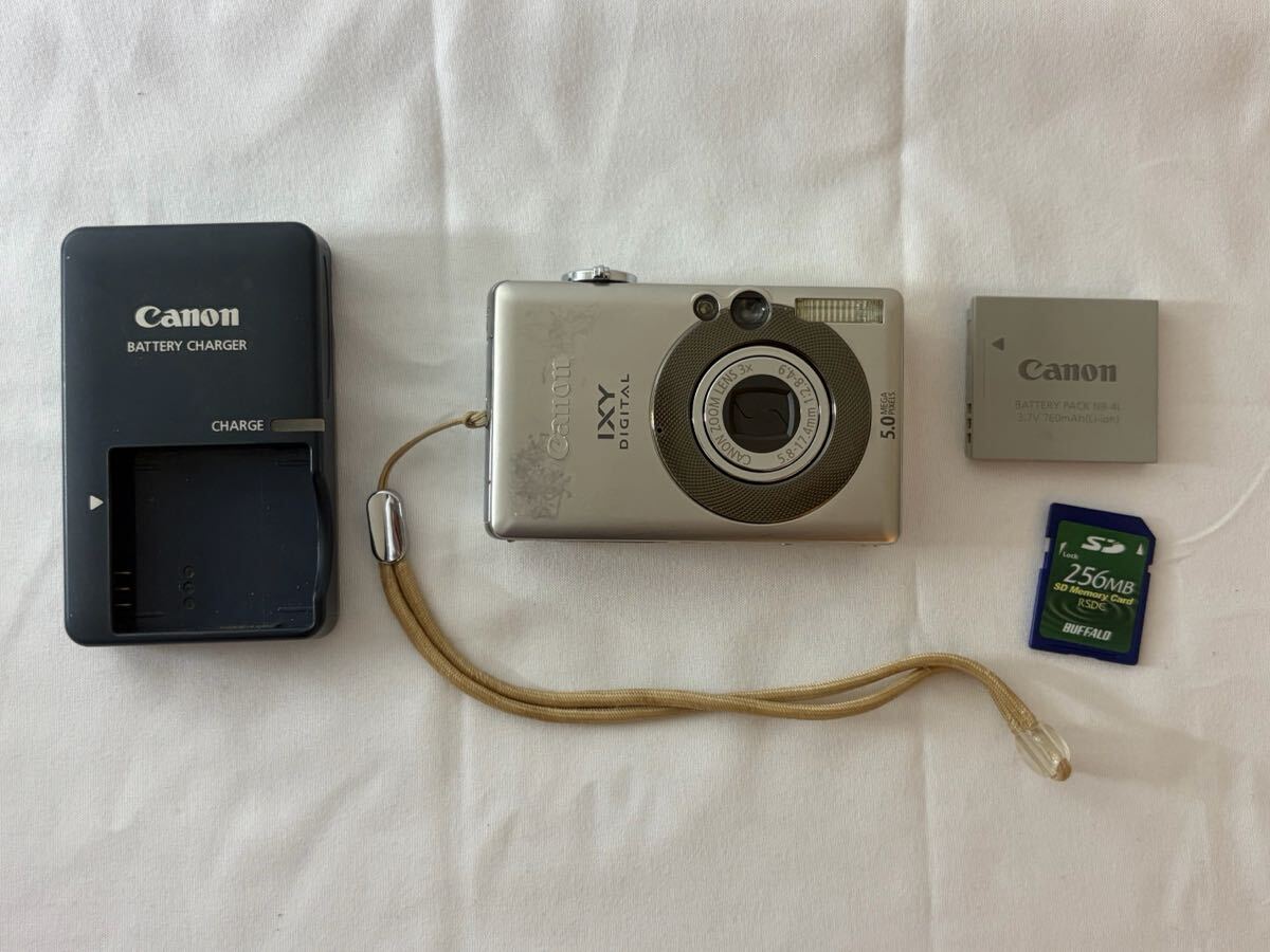【ま77】★動作確認済★ Canon IXY DIGITAL 55 キャノン イクシー デジカメ デジタルカメラ バッテリー チャージャー SDカード シルバー