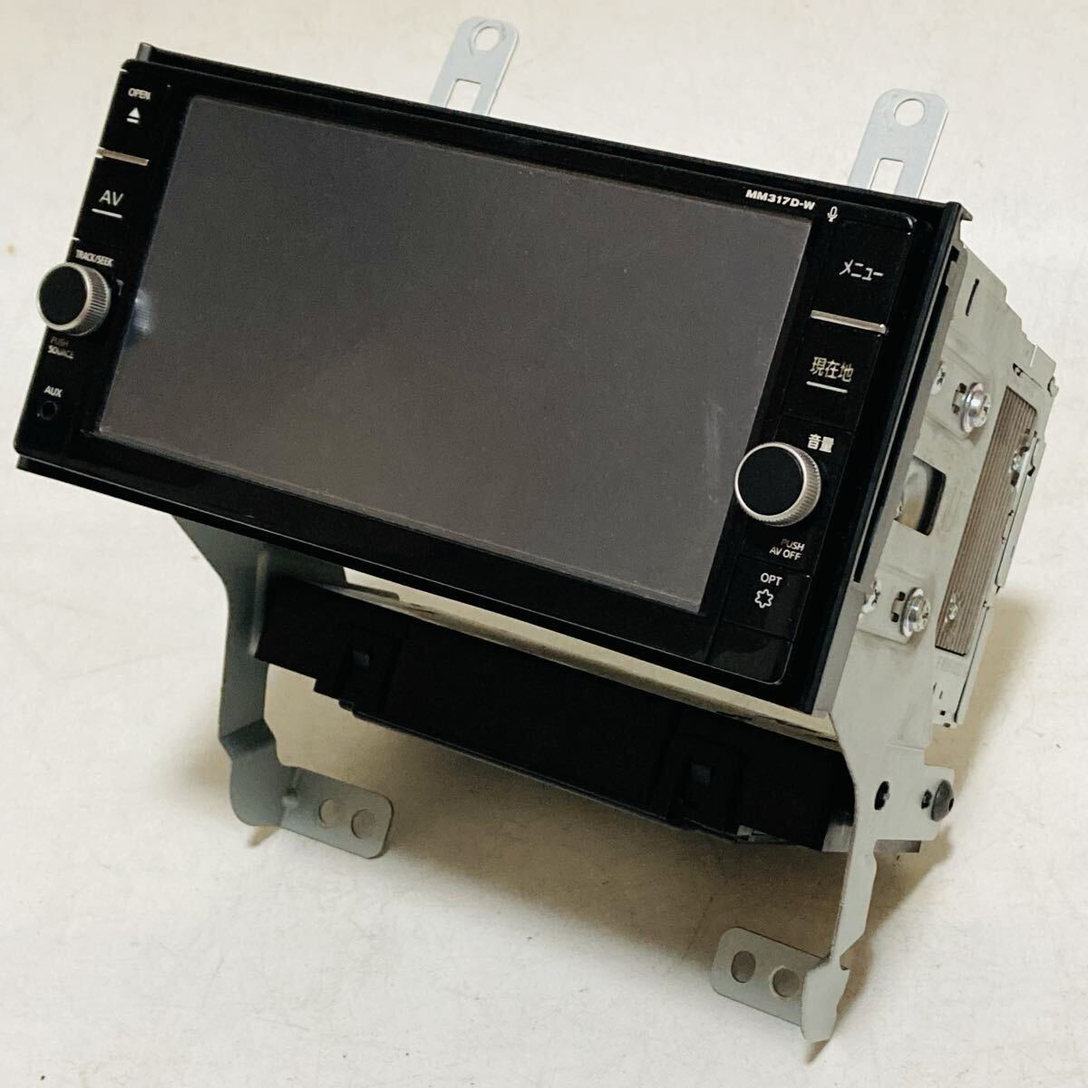 NISSAN 日産純正 MM317D-W メモリーナビ カーナビ Panasonic パナソニック CN-SND7J3CJ Bluetooth SD 地デジ ナビ本体 動作未確認 ジャンク