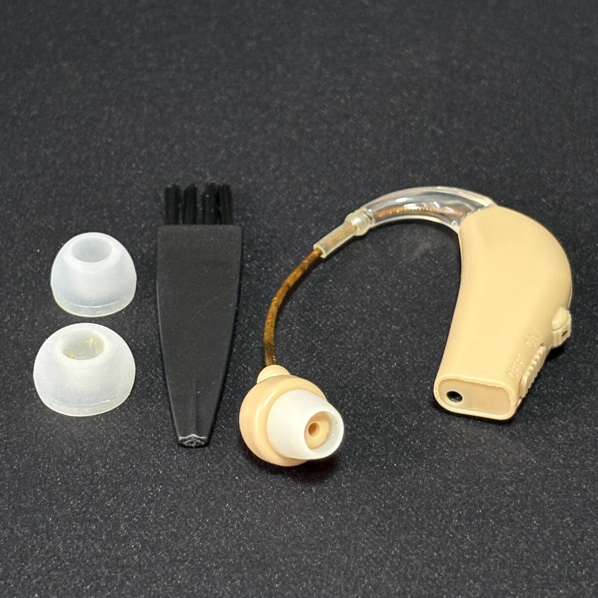 【祥】楽ちんヒアリング FN002671 耳かけ型集音器 動作未確認