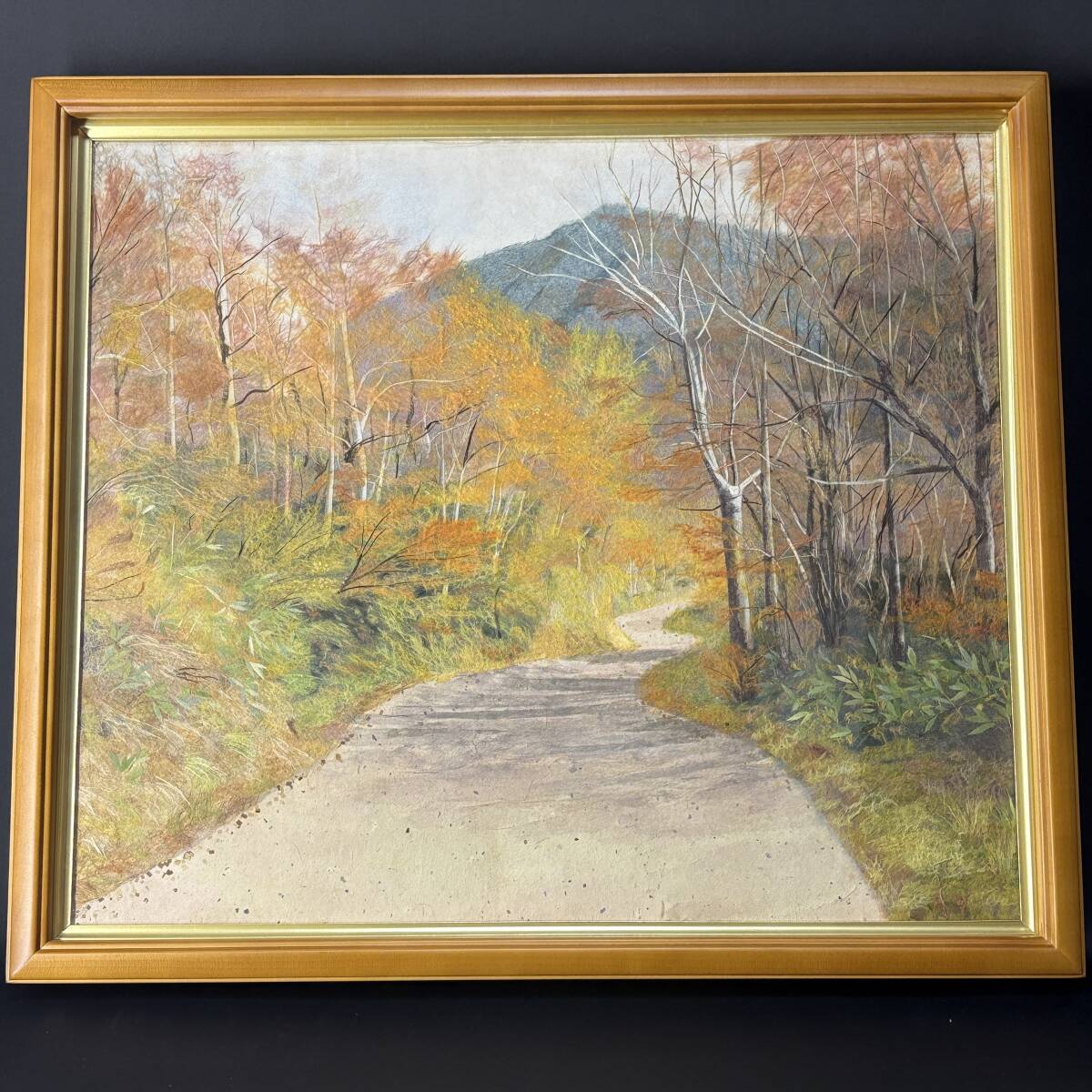 【祥】美品 ちぎり絵 「秋の蔵王」 F10号 共箱付 風景画 紅葉 山岳風景 和紙工芸 ハンドメイド 額装 50cm×57cm