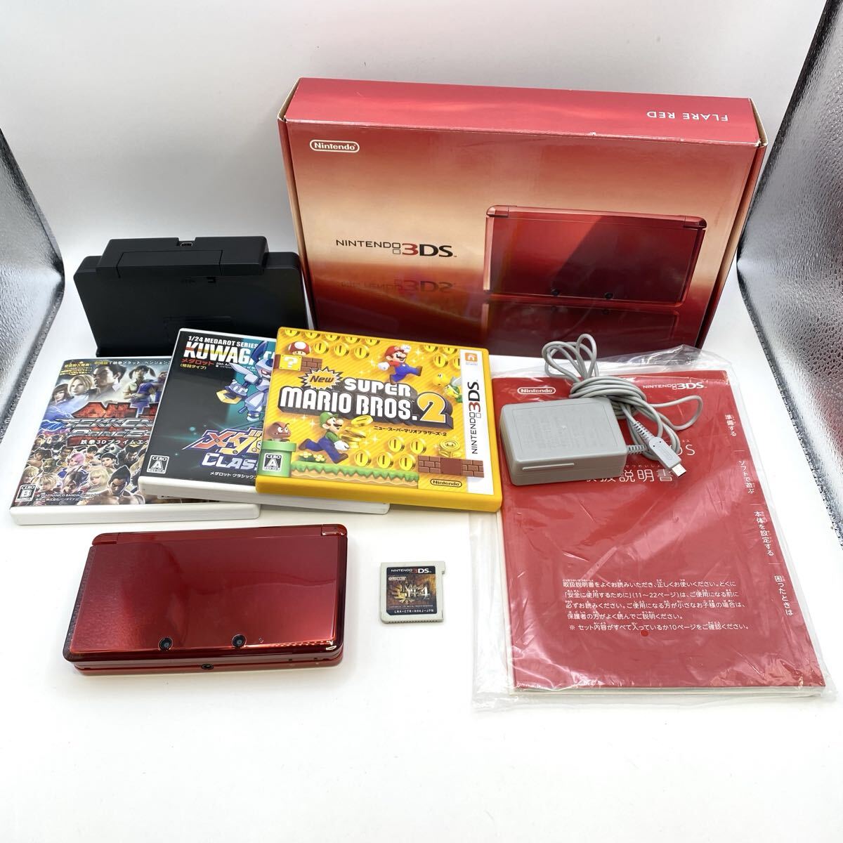 ♪ Nintendo 3DS フレアレッド CTR-001 ソフト4本 箱説付き 充電器 ニンテンドー3DS 任天堂 ニンテンドー ゲーム機 レトロ モノトク