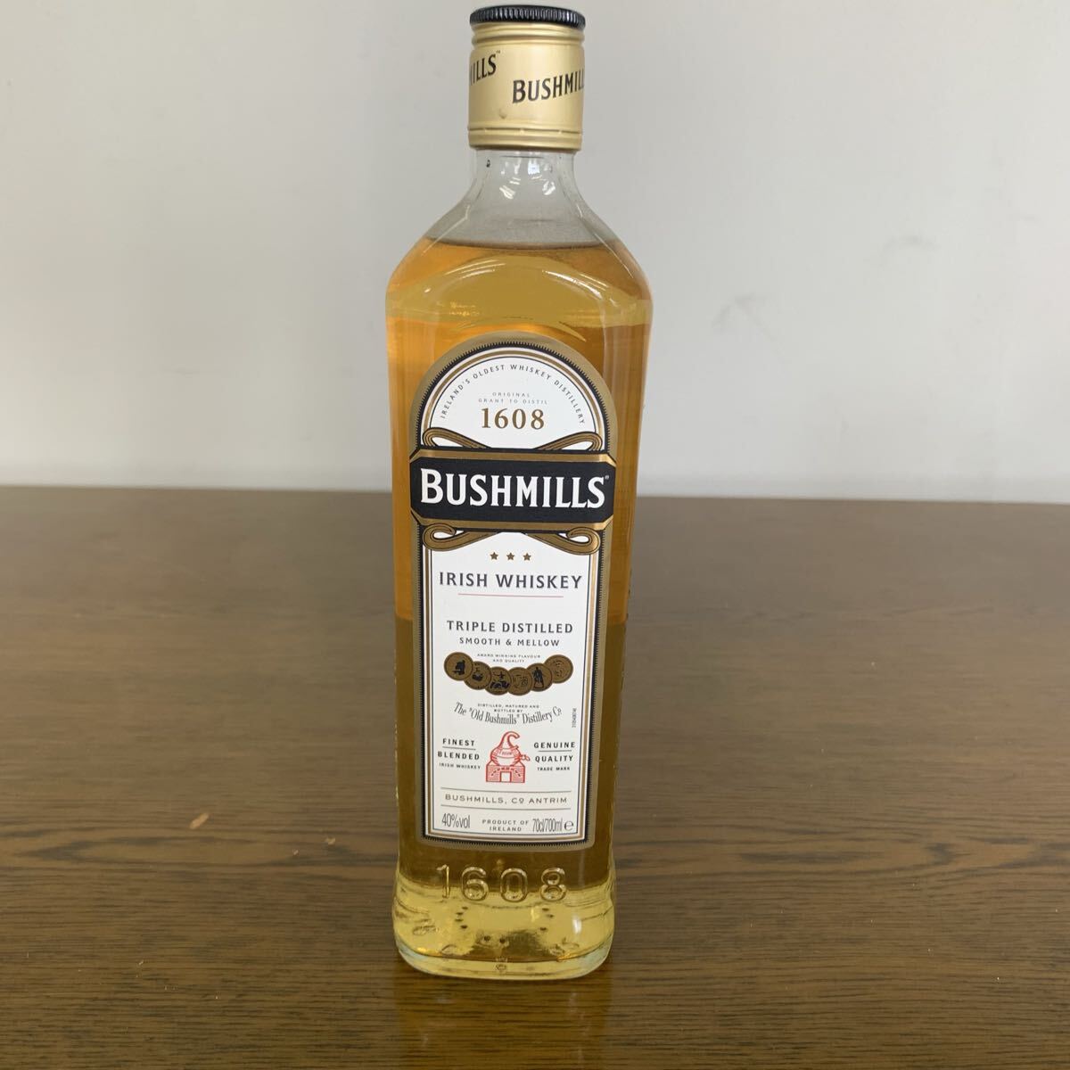 ☆【売り切り】オールド・ブッシュミルズ蒸留所/The Old Bushmills Distillery ウイスキー 700ml 40% 《未開栓》