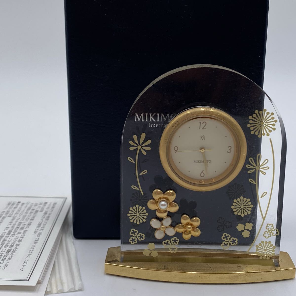 ▲【売り切り】MIKIMOTO International(ミキモト インターナショナル) パール付きアーチ型クオーツ置時計 NNS-561GE-50 ※保証書付き