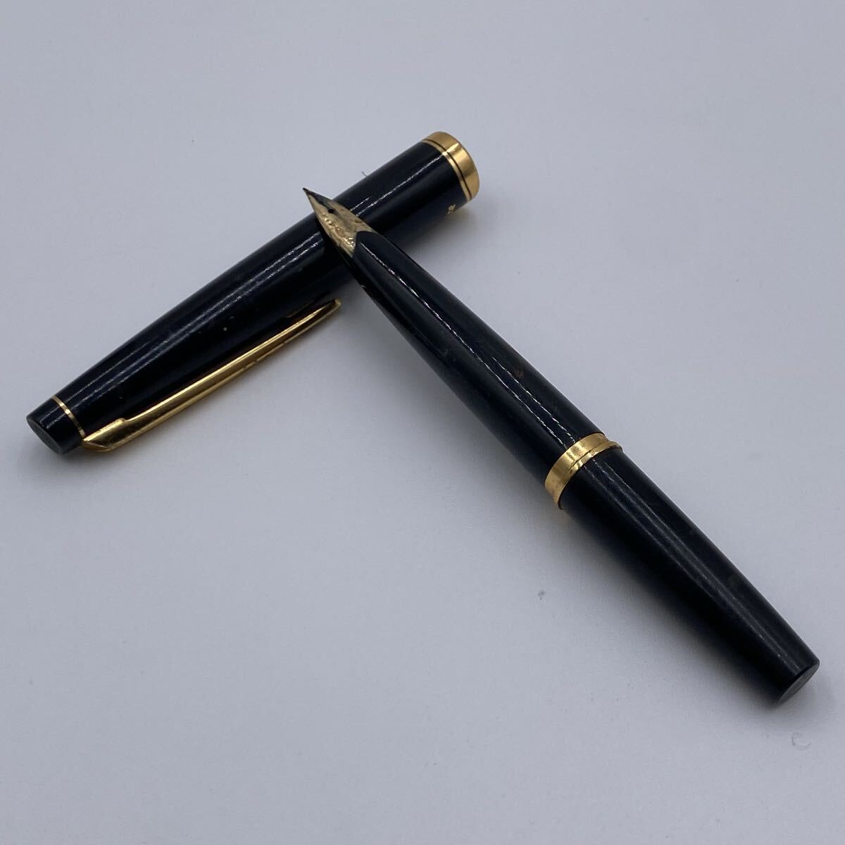 ■【売り切り】PILOT(パイロット) エリート95S(ブラック) FES-1MM-B-F 万年筆 ペン先585(14K) 筆記用具 ①