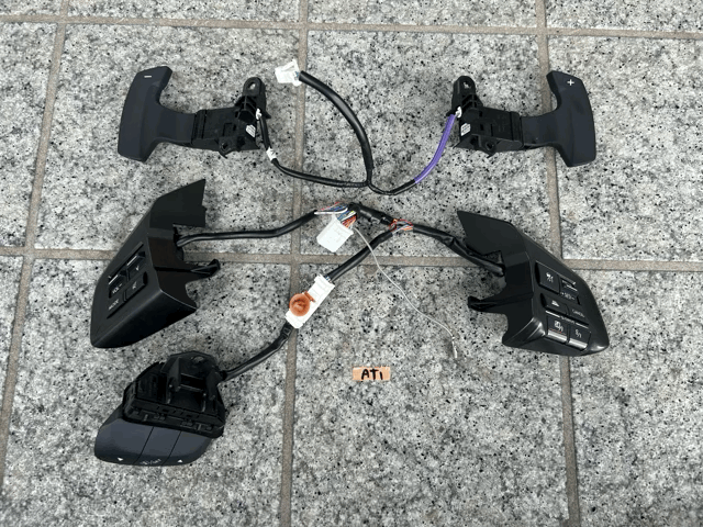 ★☆後期 スバル レガシィ BRG BRM BR9 用純正ステアリングスイッチ+パドルシフト ハンドルスイッチ☆★