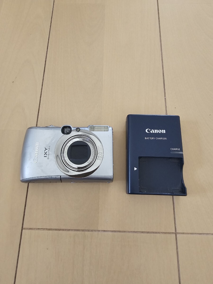 中古　Canon IXY DIGITAL 820 IS 5x コンパクトデジタルカメラ
