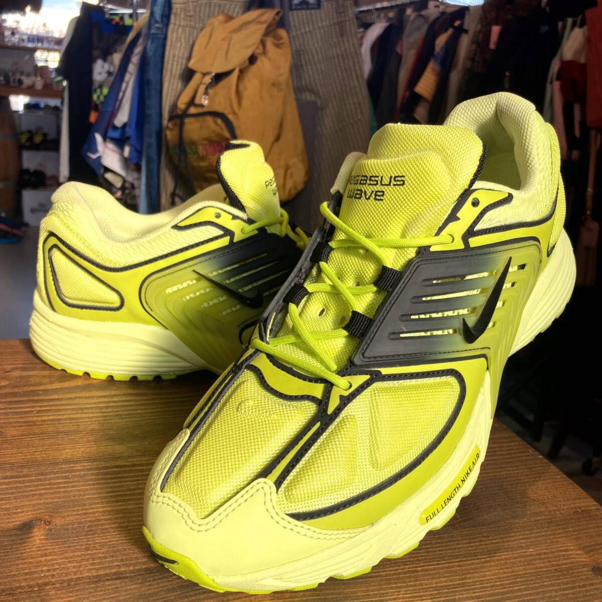 MP416) NIKE ランニングシューズ IB0612-700 AIR PEGASUS WAVE LT LEMON TWIST 28.5cm 中古 現状品 / ナイキ エアペガサス ウィーブ