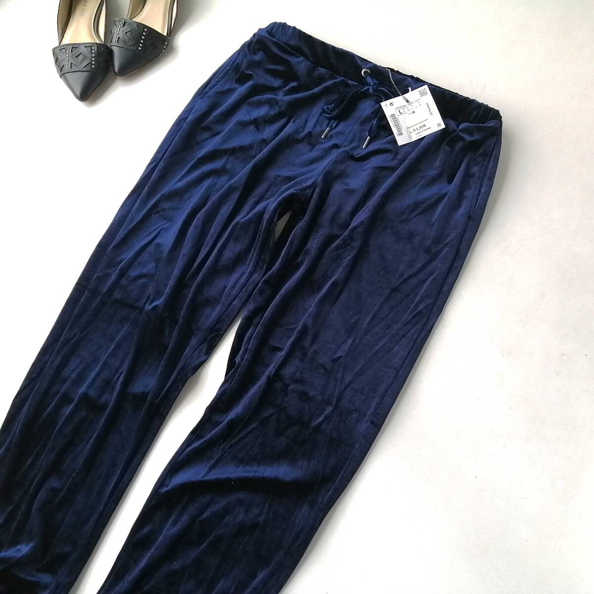 ZARA ザラ レディース♪ベロア調 パンツ テーパードパンツ イージーパンツ 未使用 ネイビー Lサイズ 260604nk【4点同梱で送料無料】