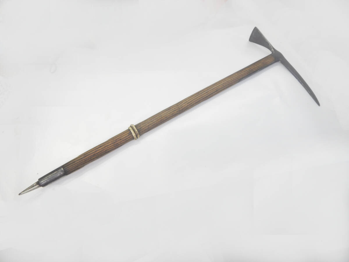 ★門田鉄工所（K.I.W.）製ピッケル　「SAPPORO BERGHEIL K.I.W.」（ベルグハイル）