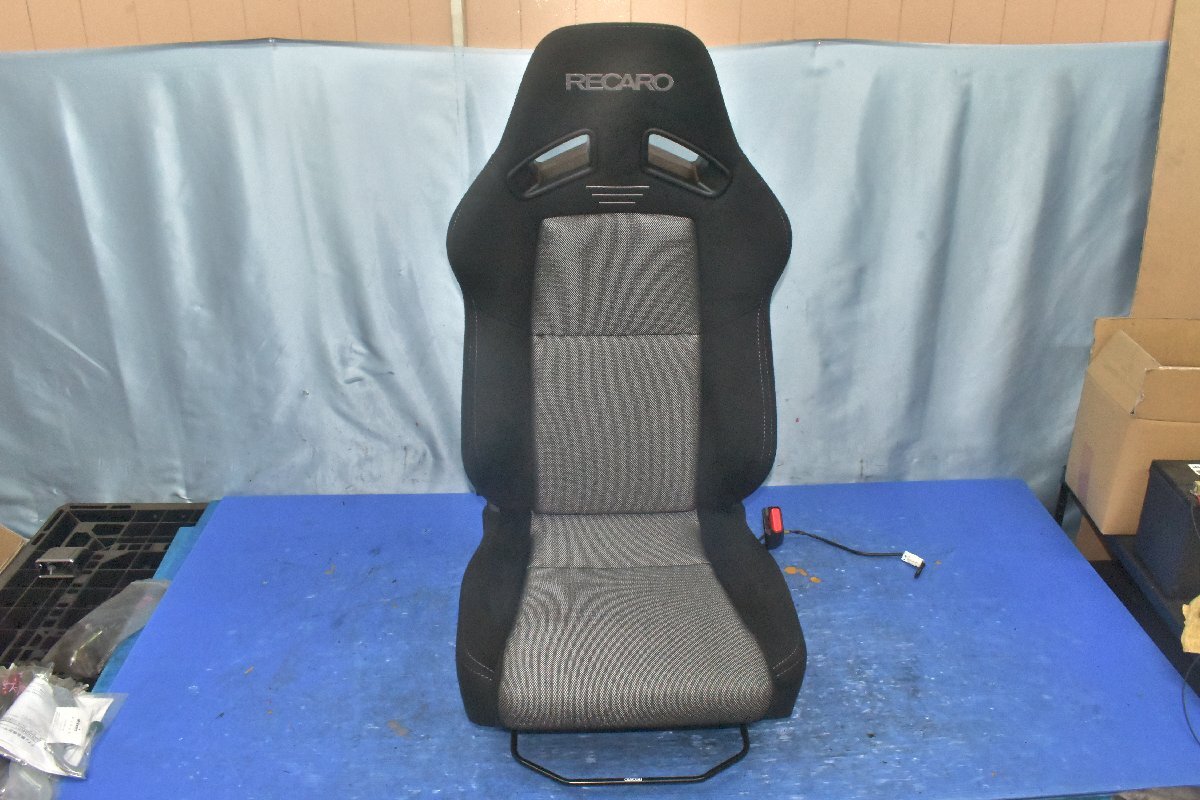 ▲発送不可▲取りに来られる方限定▲手渡し RECARO レカロ セミバケット シート セミバケ SR-7F インプレッサGE2に装着 運転席　*1F