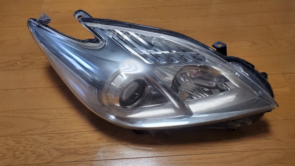 プリウス 30 純正 ヘッドライト 運転席側 R側 右側 ハロゲン KOITO 47-29