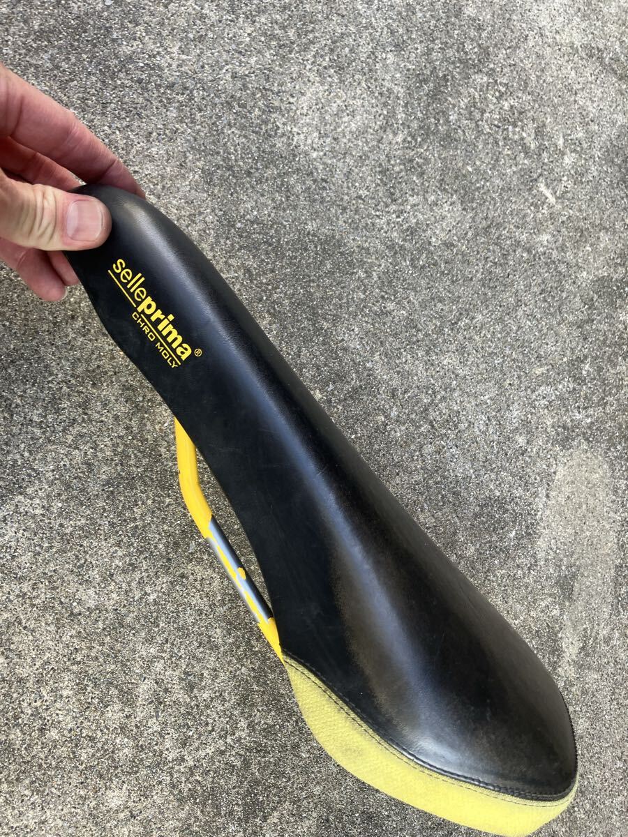 selleprima CHRO MOLY 自転車 サドル ブラック イエロー