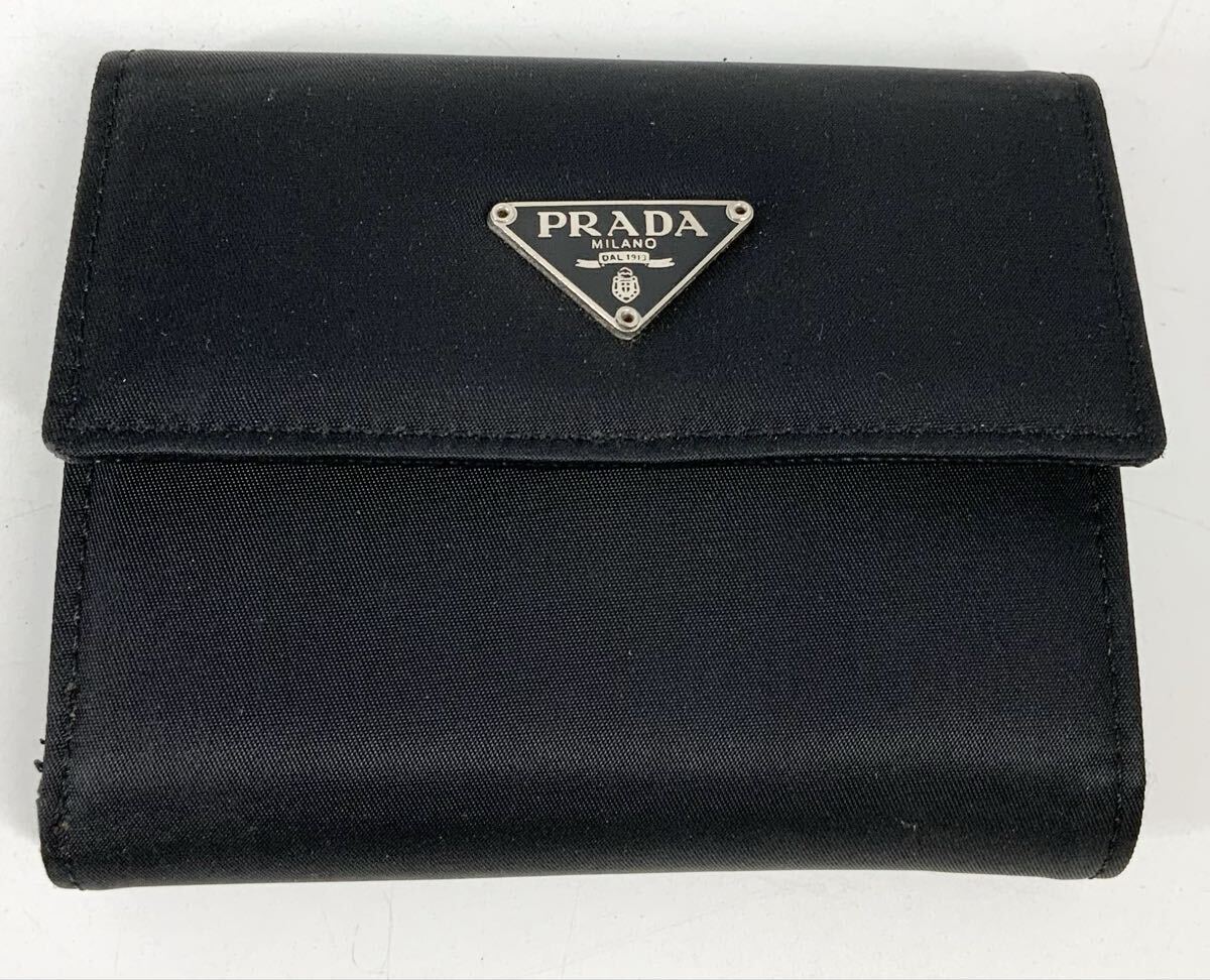 【15】財布　三つ折り財布　プラダ　PRADA　テスートナイロン　ブラック　ユニセックス　トライアングルロゴプレート　イタリア製　中古